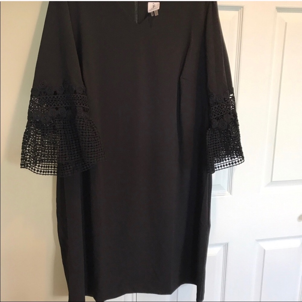 FINAL SALE WILL BE CLOSING MY CLOSET‼️ MAKE OFFER!